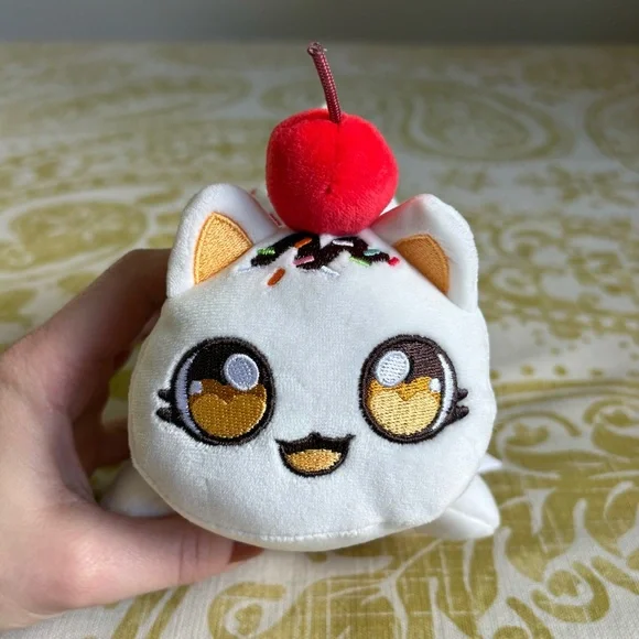 🌸3 For $30🌸Aphmau Meemeows Sundae Cat Plush Ice Cream Toy - Picture 3 of 6